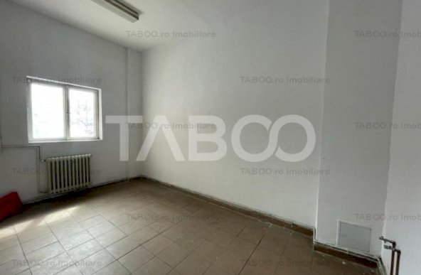 Spatiu comercial cu 3 camere 74 mpu pe Bulevardul Victoriei Sibiu