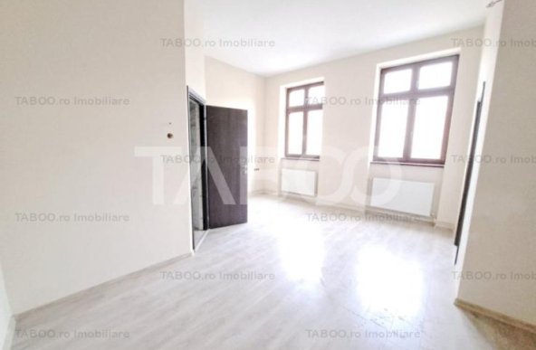 Regim hotelier sau pensiune! 4 garsoniere si salon zona Centrala Sibiu