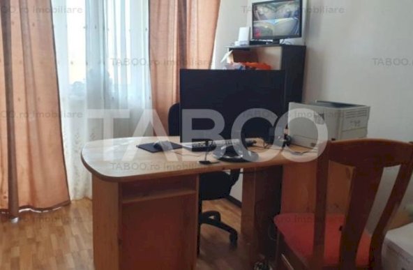 Spatiu pretabil birou 3 camere 75mp utili parcare Periferie Alba Iulia