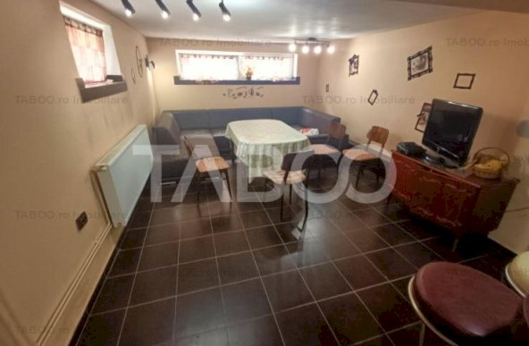 Casa de vanzare 162 mpu 6 camere 2 bai 375 mp teren liber Piata Cluj