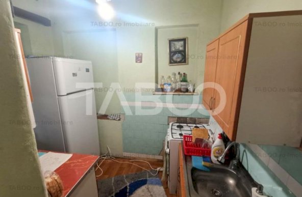 Casa de vanzare 162 mpu 6 camere 2 bai 375 mp teren liber Piata Cluj