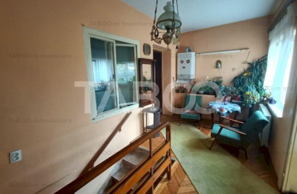 Casa de vanzare 162 mpu 6 camere 2 bai 375 mp teren liber Piata Cluj