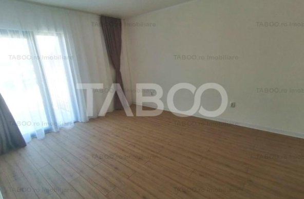 Casa de vanzare 118 mpu cu 4 camere 2 bai si balcon in Cristian Sibiu