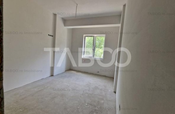 Apartament 64 mpu 2 camere 2 balcoane 12 mp la etajul 1 MIhai Viteazu