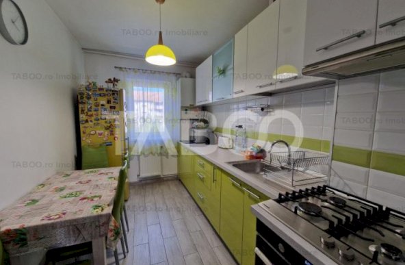 Apartament decomandat 4 camere etaj 2 detine pivnita cartier Terezian