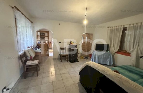 COMISION 0%! Casa 3 camere de vanzare 5335 teren liber in Sinca Veche