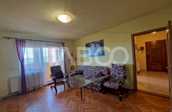 Apartament decomandat 76 mp utili 3 camere 2 bai bloc cu lift Terezian