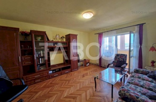 Apartament decomandat 76 mp utili 3 camere 2 bai bloc cu lift Terezian