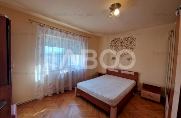 Apartament decomandat 76 mp utili 3 camere 2 bai bloc cu lift Terezian