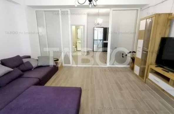 Apartament 3 camere 80 mpu pretabil spatiu comercial zona Strand Sibiu