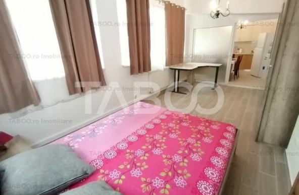 Apartament 3 camere 80 mpu pretabil spatiu comercial zona Strand Sibiu