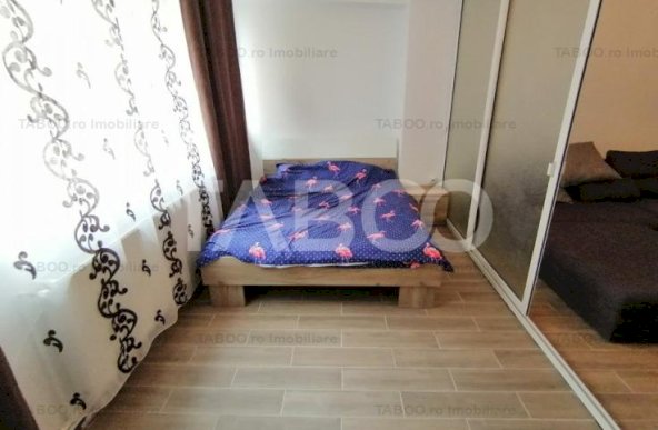 Apartament 3 camere 80 mpu pretabil spatiu comercial zona Strand Sibiu