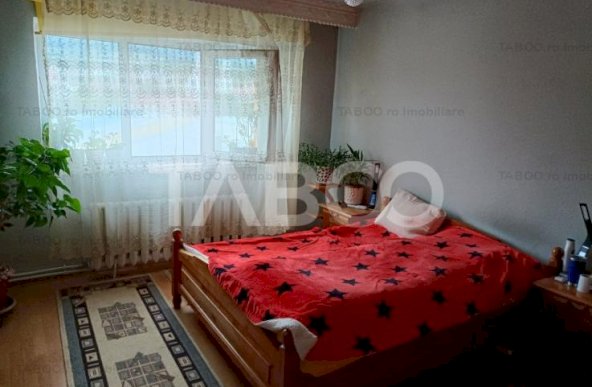 Garsoniera decomandata 30 mpu balcon 3 mp zona Cetate Alba Iulia