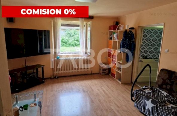 Apartament la casa cu 4 camere curte proprie si acces separat Terezian