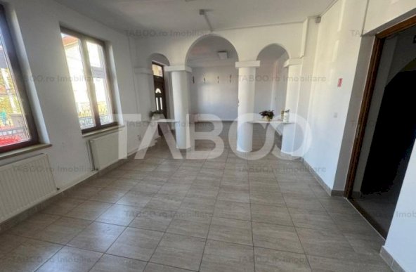 Spatiu comercial la casa 3 camere si curte zona Calea Dumbravii Sibiu