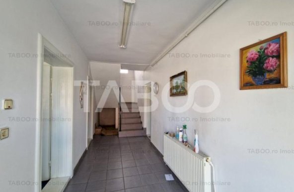 Spatiu comercial 220mp curent trifazic locuri parcare Lazaret Sibiu 