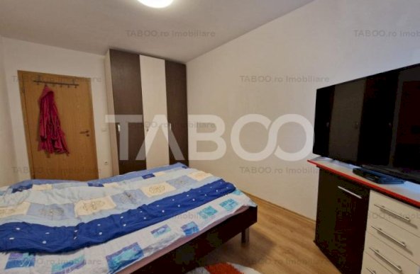 Duplex 6 camere 500 mp teren terasa locuri de parcare Terezian