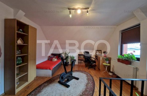 Duplex 6 camere 500 mp teren terasa locuri de parcare Terezian