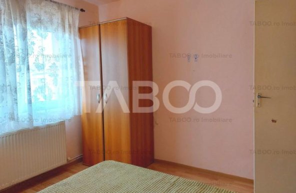 Apartament 65 mp 4 camere decomandate balcon  Piata Noua Cisnadie