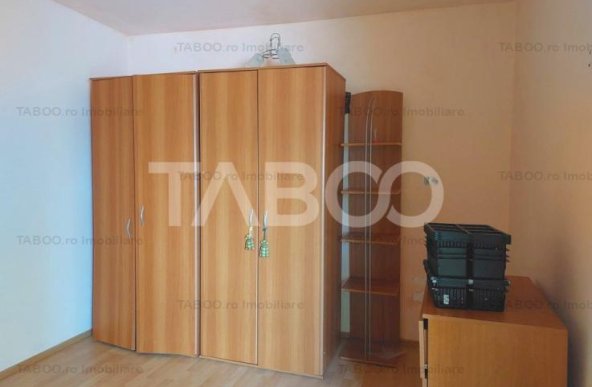 Apartament 65 mp 4 camere decomandate balcon  Piata Noua Cisnadie