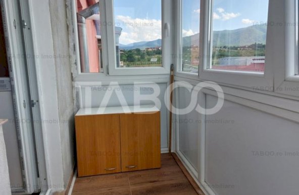 Apartament 65 mp 4 camere decomandate balcon  Piata Noua Cisnadie