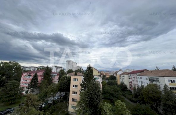 Apartament 63 mp utili balcon 3 camere zona Rahovei Sibiu