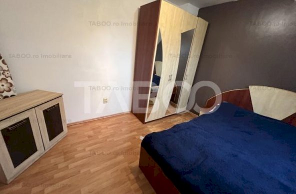 Apartament 63 mp utili balcon 3 camere zona Rahovei Sibiu