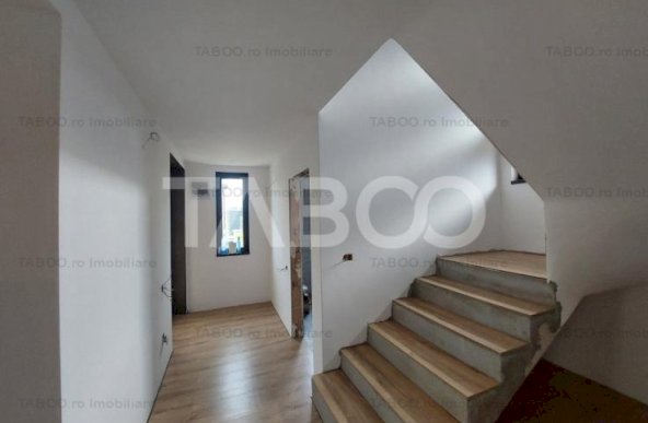 Casa tip duplex de vanzare 509 mp teren zona Tineretului Sibiu