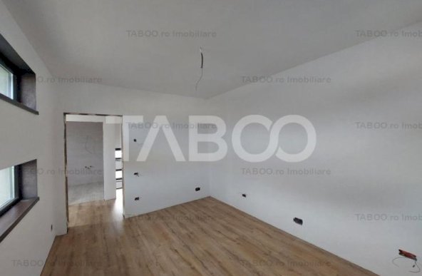 Casa tip duplex de vanzare 509 mp teren zona Tineretului Sibiu