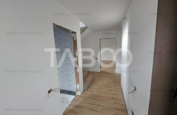 Casa tip duplex de vanzare 509 mp teren zona Tineretului Sibiu