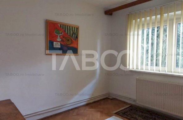 Apartament 3 camere decomandate parter zona Mihai Viteazu Sibiu