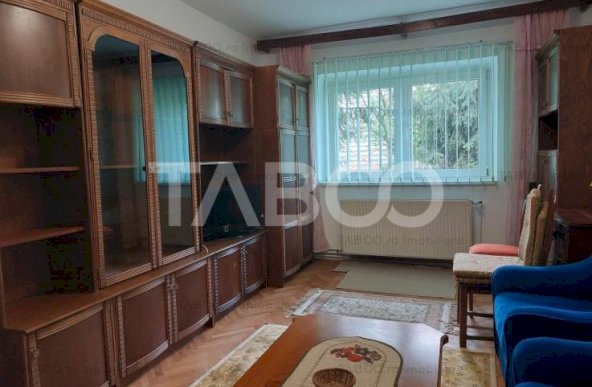 Apartament 3 camere decomandate parter zona Mihai Viteazu Sibiu