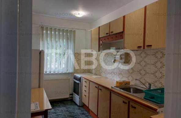 Apartament 3 camere decomandate parter zona Mihai Viteazu Sibiu