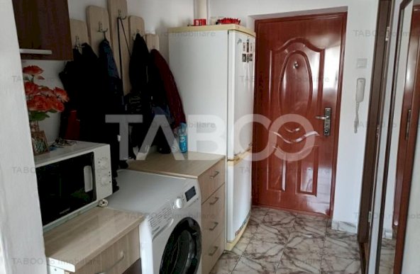 Apartament 2 camere 36 mp utili mobilat utilat zona Cetate Alba Iulia