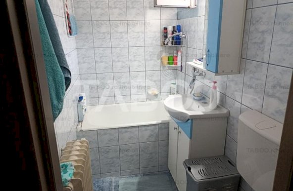 Apartament 2 camere 36 mp utili mobilat utilat zona Cetate Alba Iulia