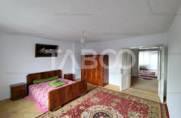 Casa in zona Centrala din Sibiu cu 6 camere garaj pivnita teren 585 mp