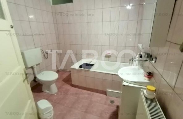 Casa in zona Centrala din Sibiu cu 6 camere garaj pivnita teren 585 mp