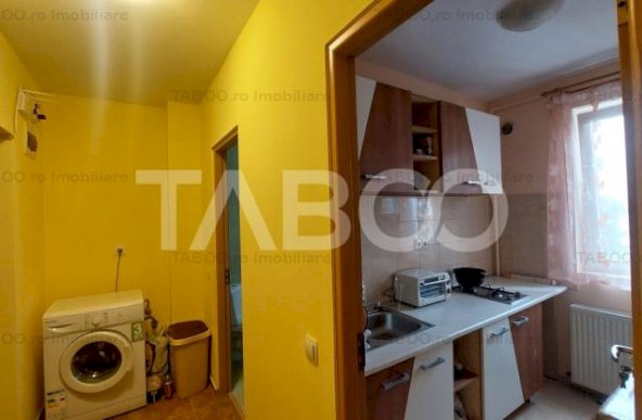 Garsoniera de vanzare 27 mp loc parcare balcon etaj 1 Turnisor Sibiu