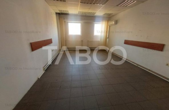 Spatiu comercial de inchiriat 6 incaperi 1300 mpu zona centrala Sibiu