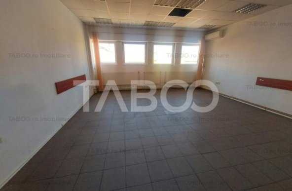 Spatiu comercial de inchiriat 6 incaperi 1300 mpu zona centrala Sibiu