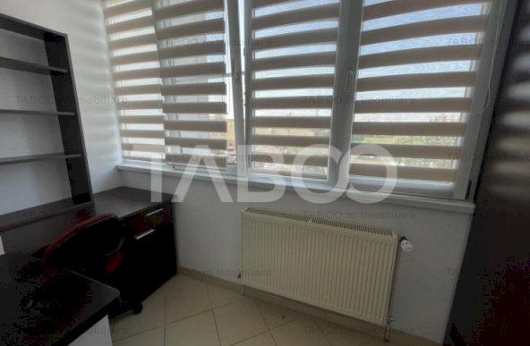 Apartament decomandat la etajul 1 cu 2 camere 2 balcoane Strand Sibiu