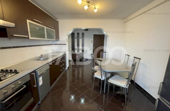 Apartament decomandat la etajul 1 cu 2 camere 2 balcoane Strand Sibiu