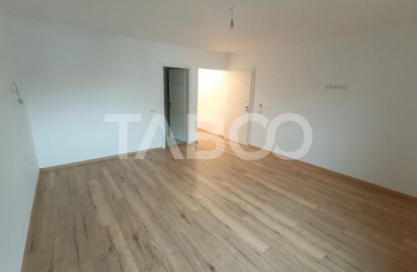 Cladire de birouri 10 camere - zona Calea Poplacii -disponibil imediat