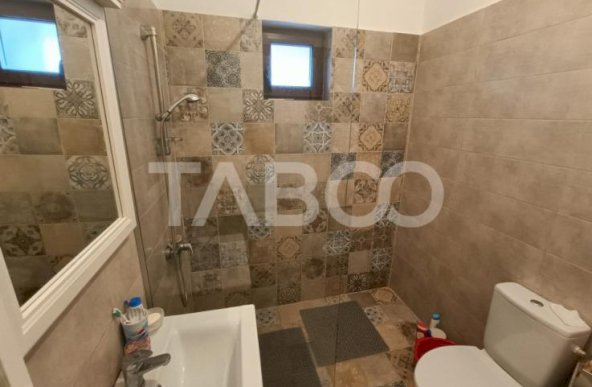 Cladire de birouri 10 camere - zona Calea Poplacii -disponibil imediat