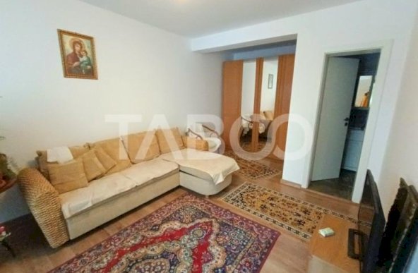 Cladire de birouri 10 camere - zona Calea Poplacii -disponibil imediat