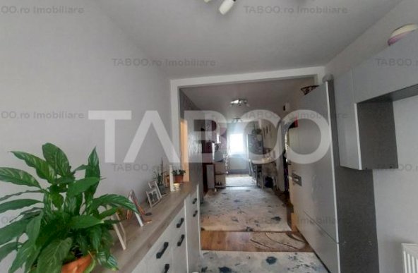 Apartament 3 camere balcon si pivnita 60 mp Valea Aurie Sibiu