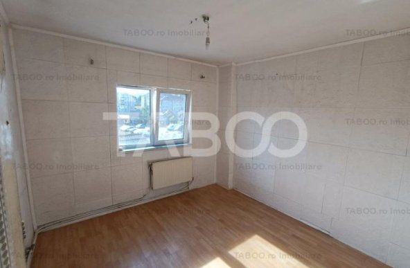 Apartament decomandat 3 camere 64 mp utili balcon uscatorie Alba Iulia