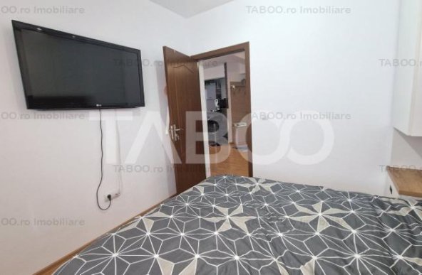 Apartament 3 camere cu 2 balcoane garaj parcare si curte Turnisor