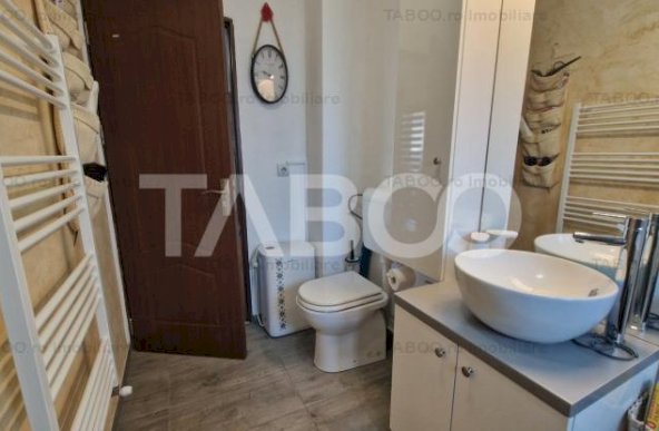 Apartament 3 camere cu 2 balcoane garaj parcare si curte Turnisor