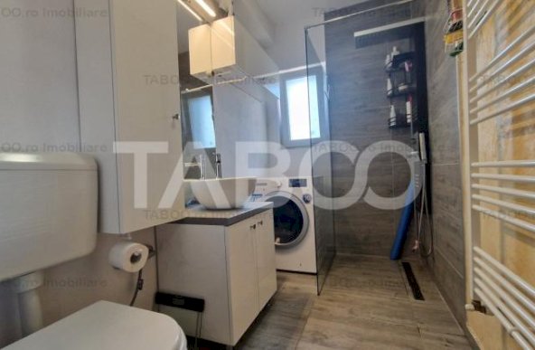 Apartament 3 camere cu 2 balcoane garaj parcare si curte Turnisor